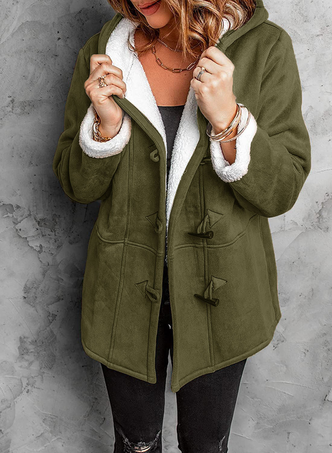 Manteau Femme Mi-Long à Capuche avec Attaches Décoratives – Confort et Style Hivernal